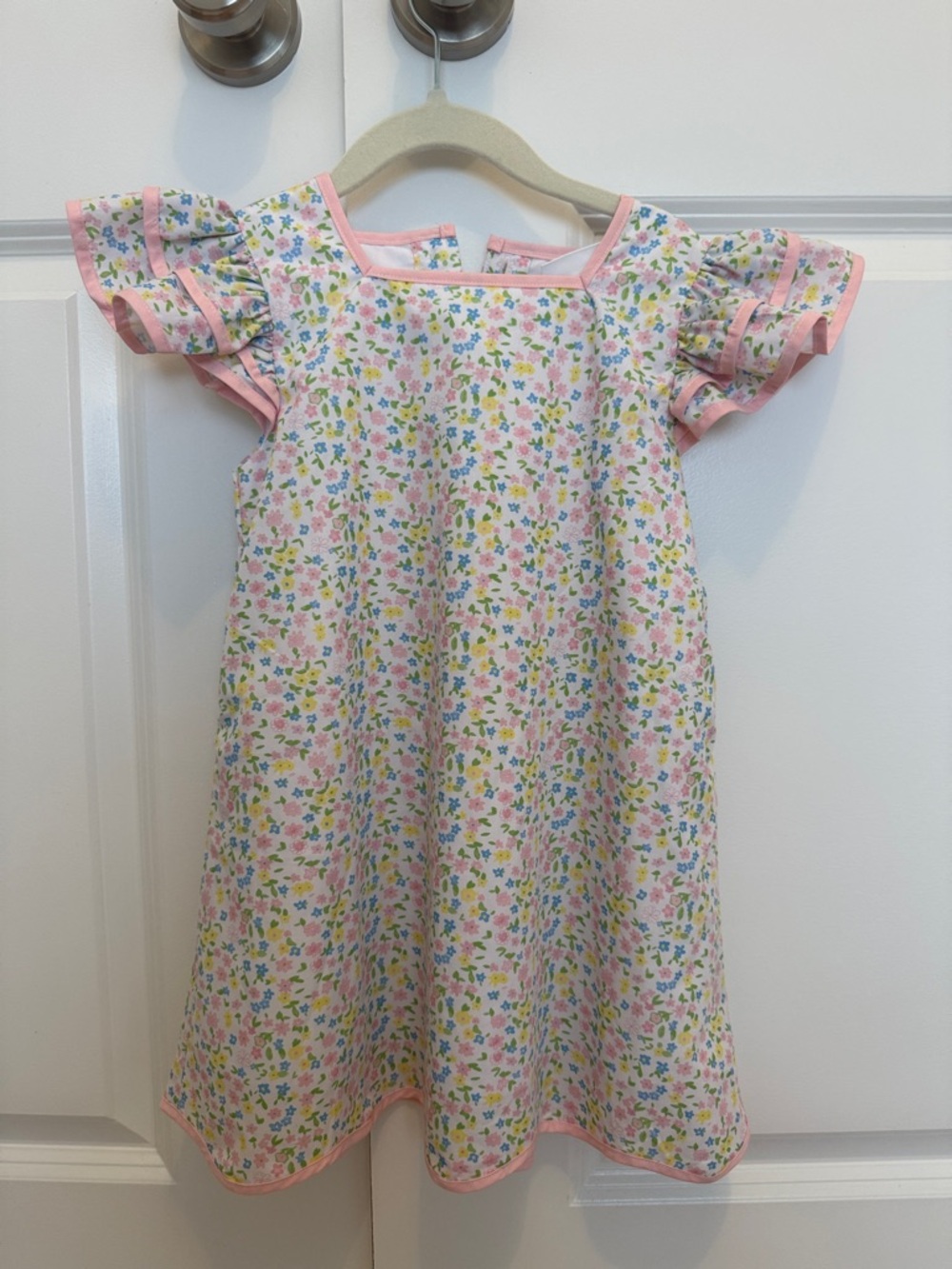 Girls' Pink Floral Flutter-Sleeve Casual Dress